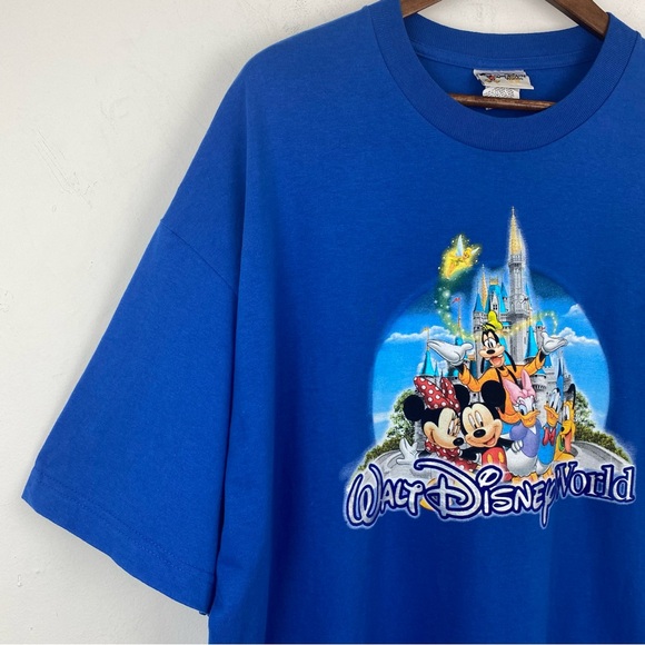Walt Disney World size 2XL Blue Magic Kingdom Mickey Minnie Short Sleeve T-shirt - Picture 3 of 7